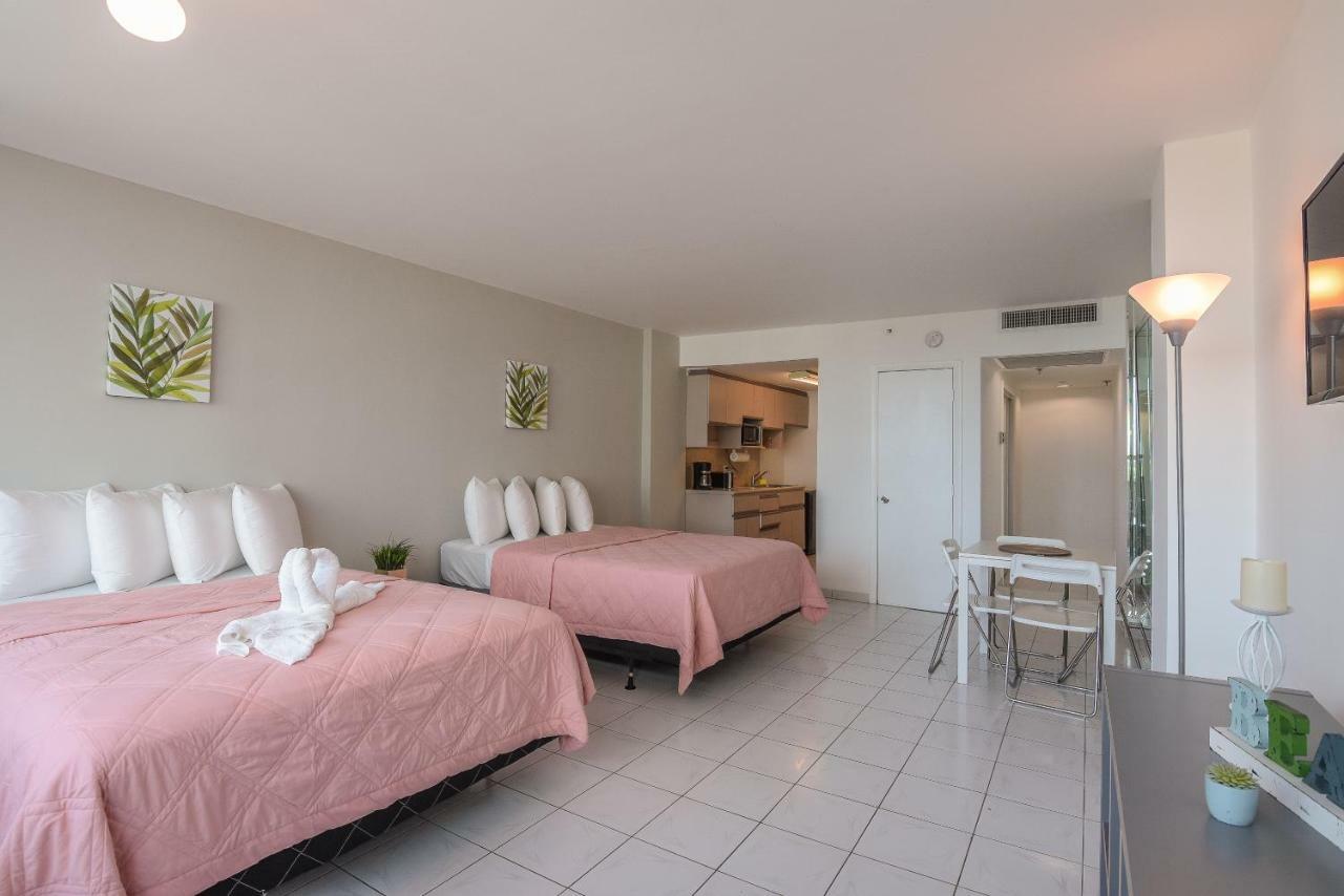 Castle Beach Suites By Vacation Media Miami Beach Zewnętrze zdjęcie